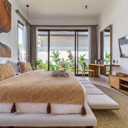 Brand-New Villa With Gorgeous Jungle Views And An Expansive Pool Ubud  Luaran gambar