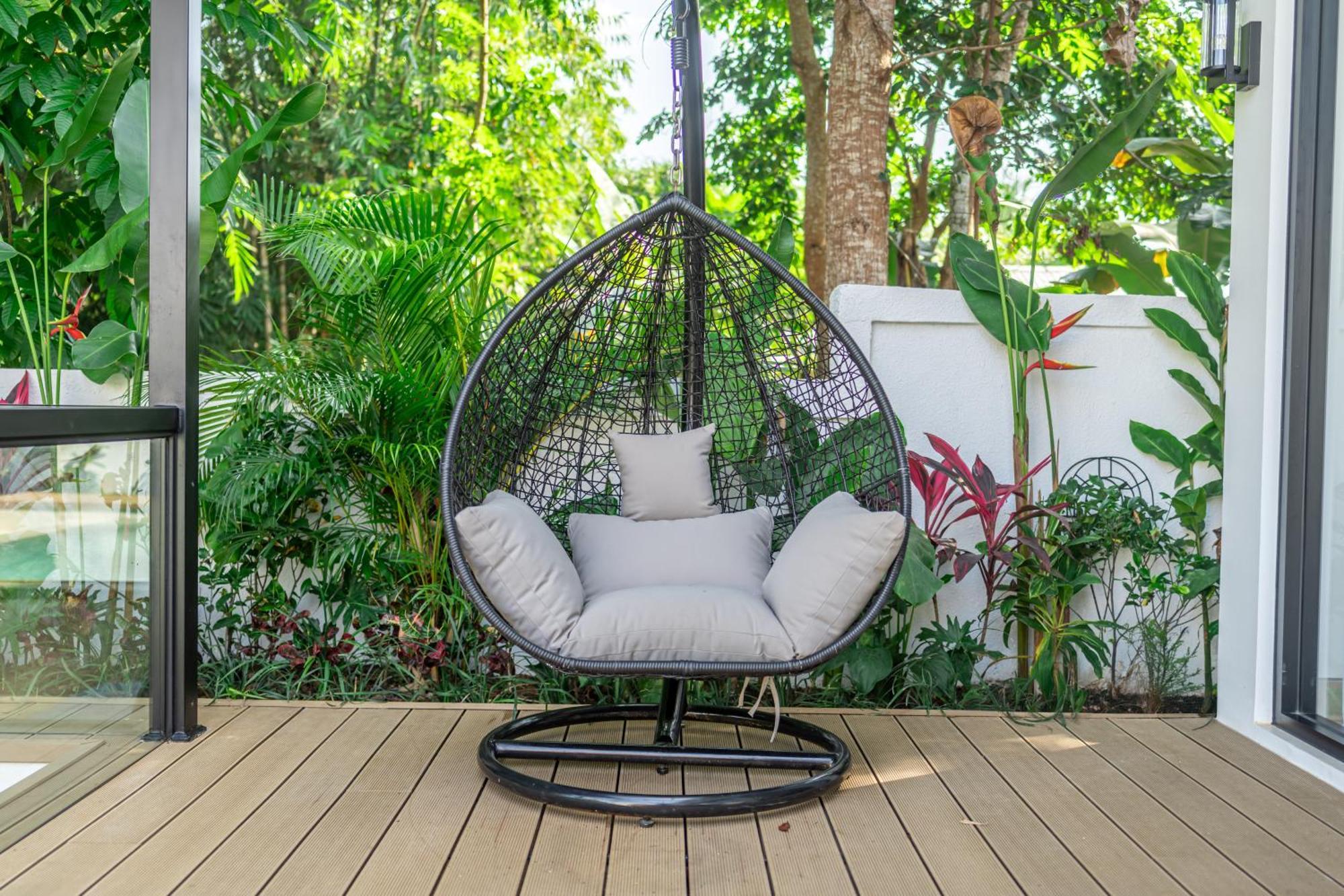 Brand-New Villa With Gorgeous Jungle Views And An Expansive Pool Ubud  Luaran gambar